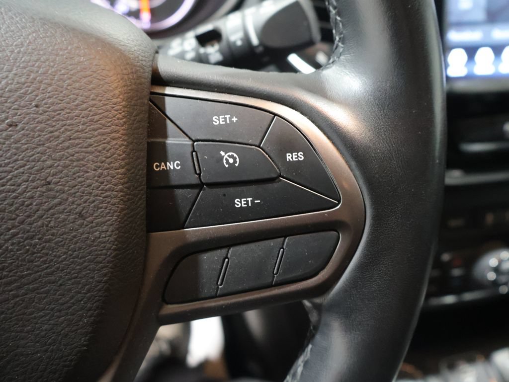Used 2020 Jeep Cherokee Limited w/ Safetytec Group AWD/4WD image 35