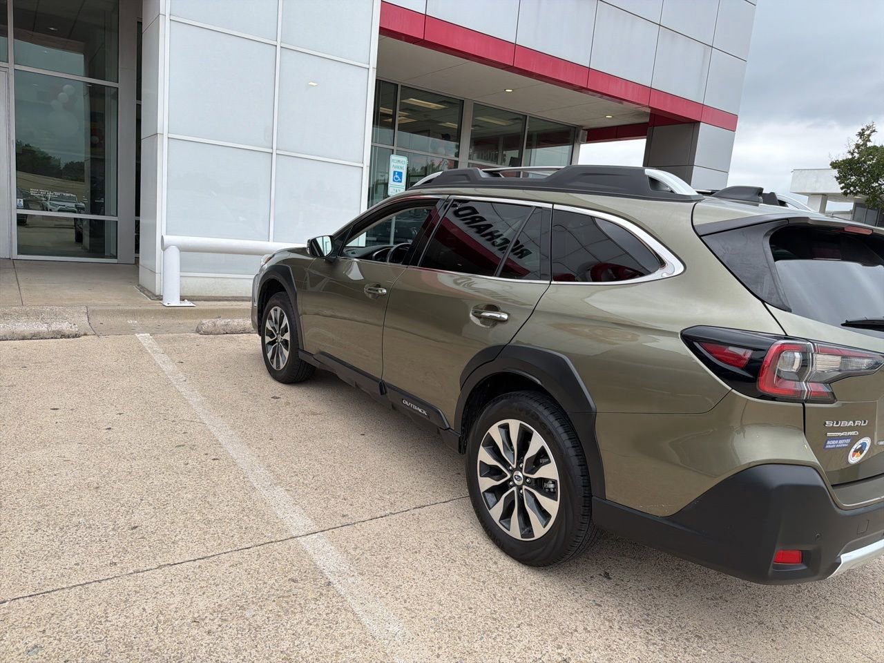 Used 2024 Subaru Outback Touring XT AWD/4WD image 6