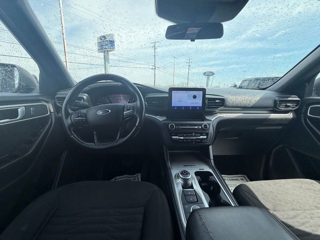 Used 2020 Ford Explorer XLT w/ Class III Trailer Tow Package image 17