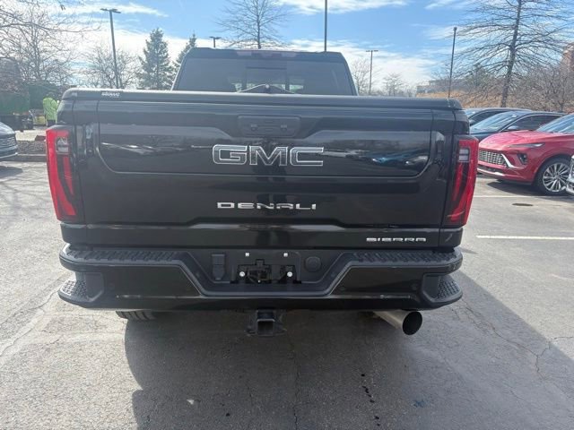 Used 2024 GMC Sierra 2500 Denali Ultimate image 6