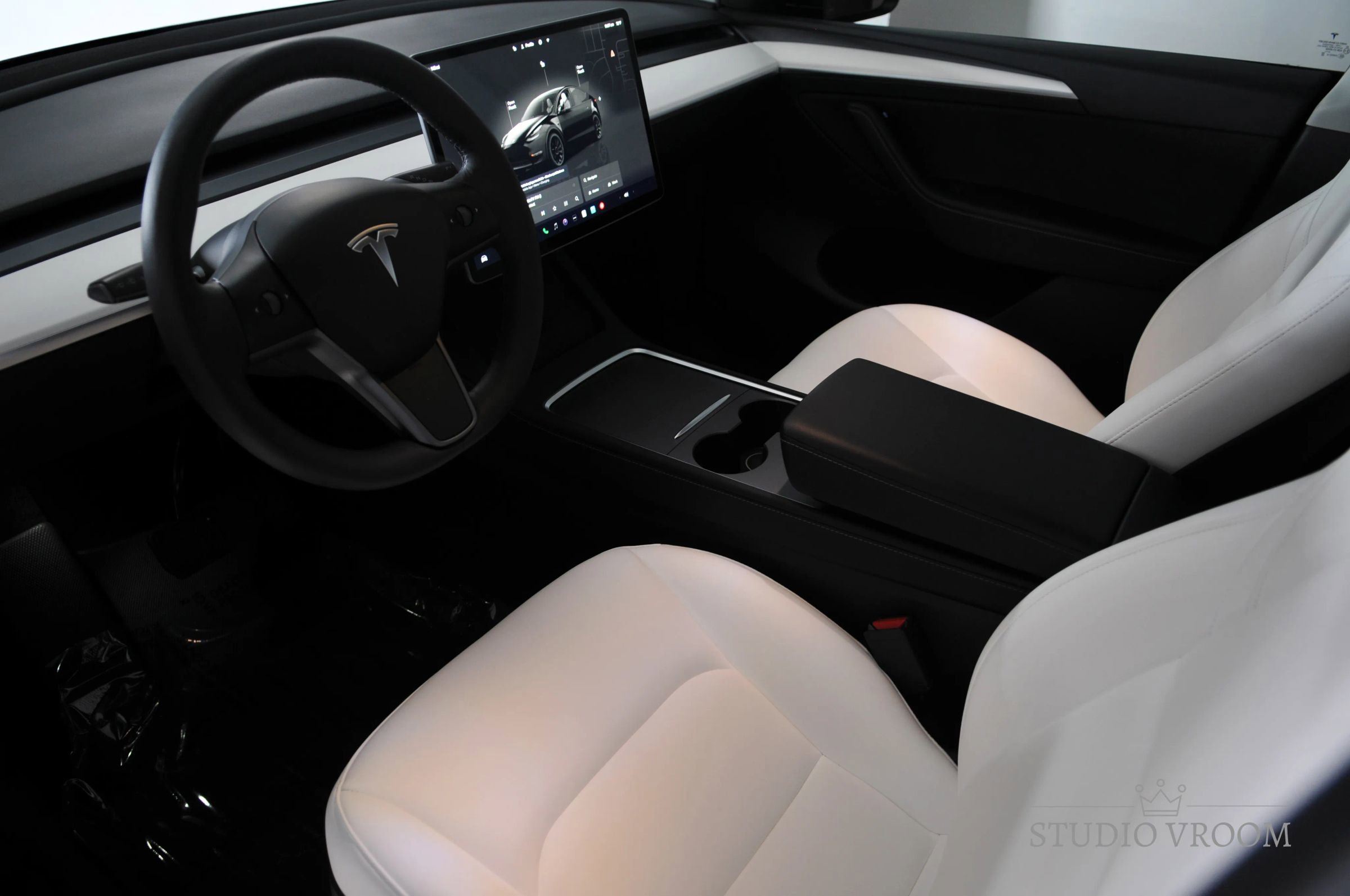Used 2023 Tesla Model Y Long Range image 4