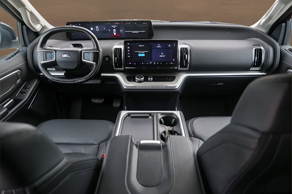 Used 2025 Ford Expedition Max Platinum AWD/4WD image 23