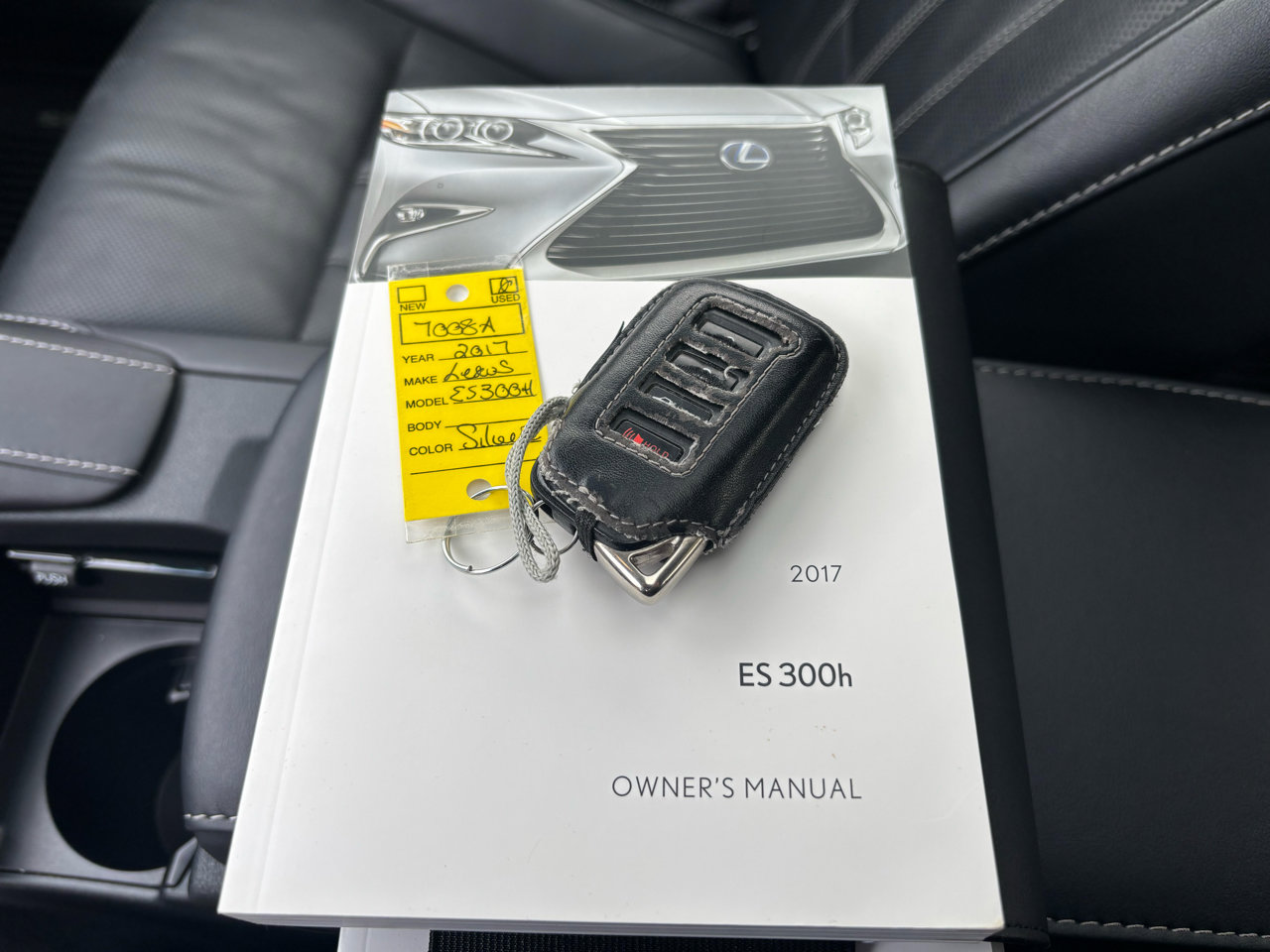 Used 2017 Lexus ES 300h image 34