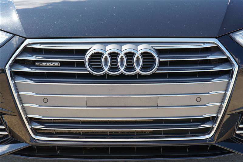 Used 2017 Audi A4 2.0T Premium Plus w/ Premium Plus Package AWD/4WD image 26