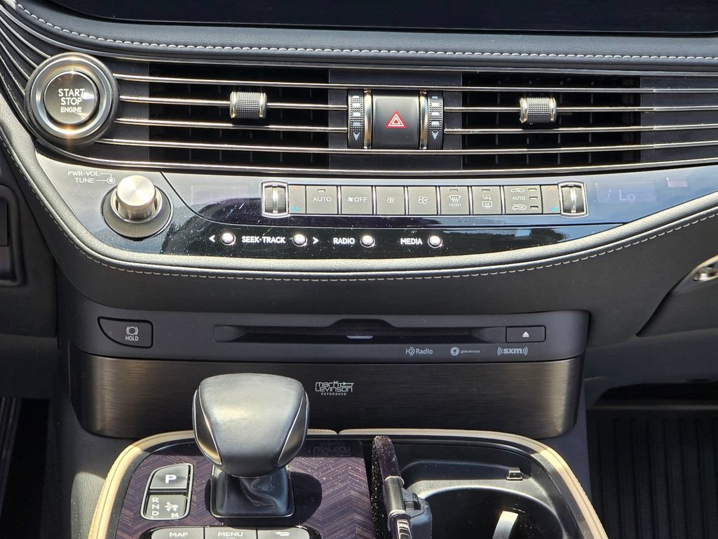 Used 2021 Lexus LS 500 w/ Interior Upgrade Package RWD image 17