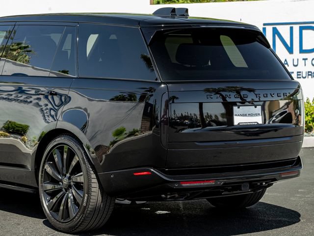 Certified 2026 Land Rover Range Rover Long Wheel Base SV Black AWD/4WD image 10