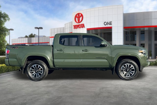 Certified 2022 Toyota Tacoma TRD Sport w/ Technology Package RWD image 3