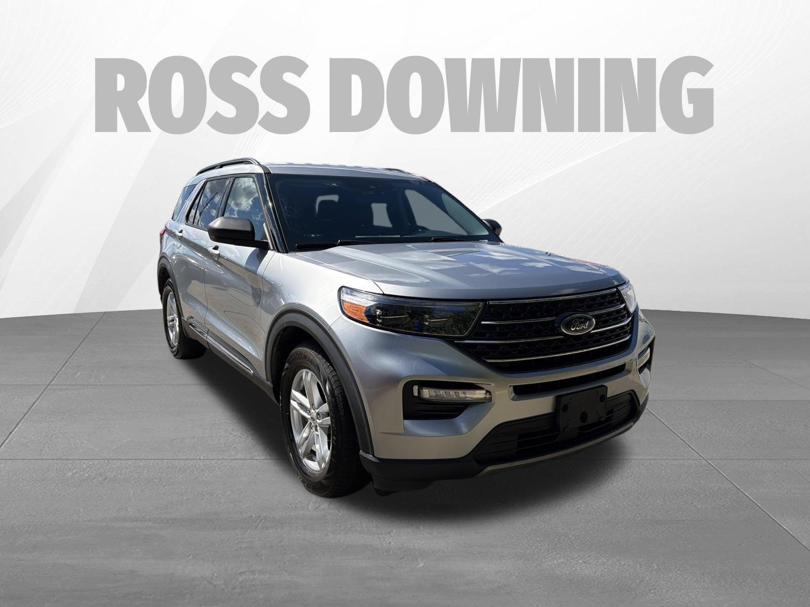 Used 2020 Ford Explorer XLT w/ Equipment Group 202A RWD image 3