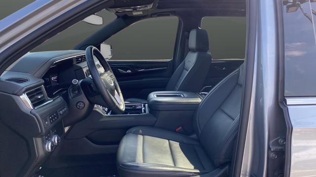 Used 2023 GMC Yukon Denali AWD/4WD image 10