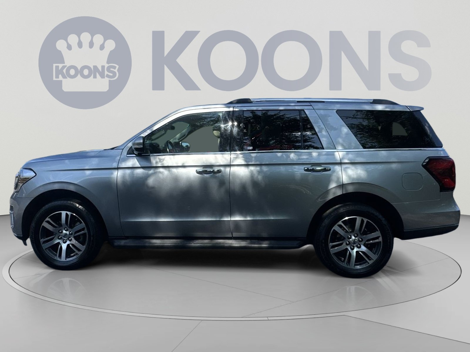 Used 2024 Ford Expedition Limited AWD/4WD image 7