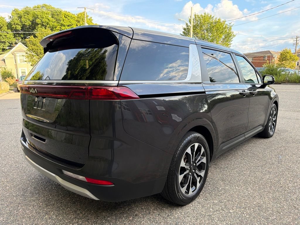 Certified 2024 Kia Carnival EX FWD image 7