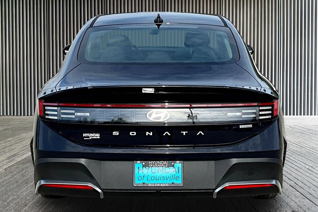 New 2026 Hyundai Sonata Blue FWD image 4