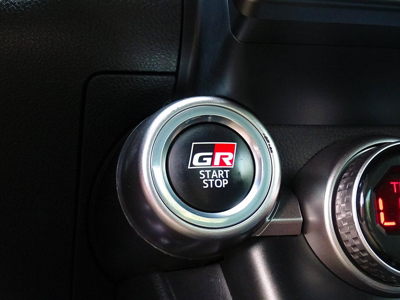Used 2023 Toyota GR86 Premium RWD image 31