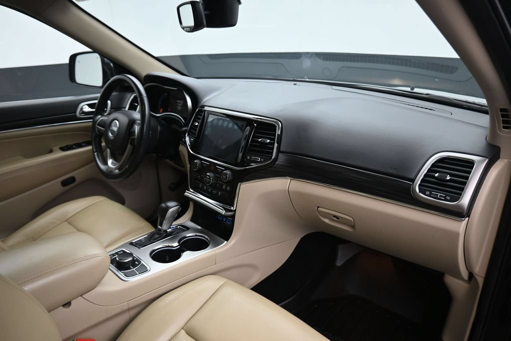 Used 2019 Jeep Grand Cherokee Limited AWD/4WD image 45