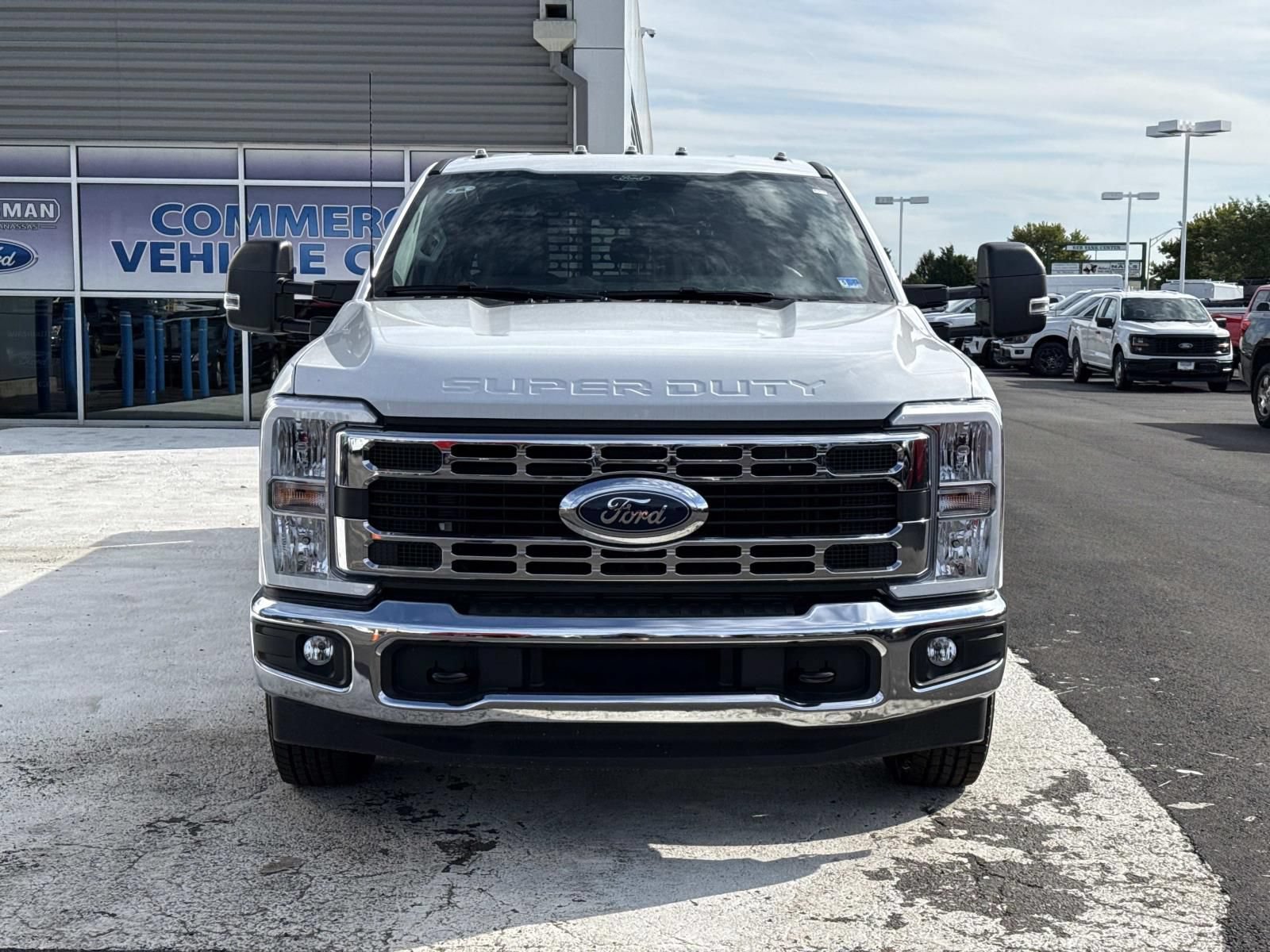 New 2026 Ford F350 XL w/ XL Chrome Package RWD image 8
