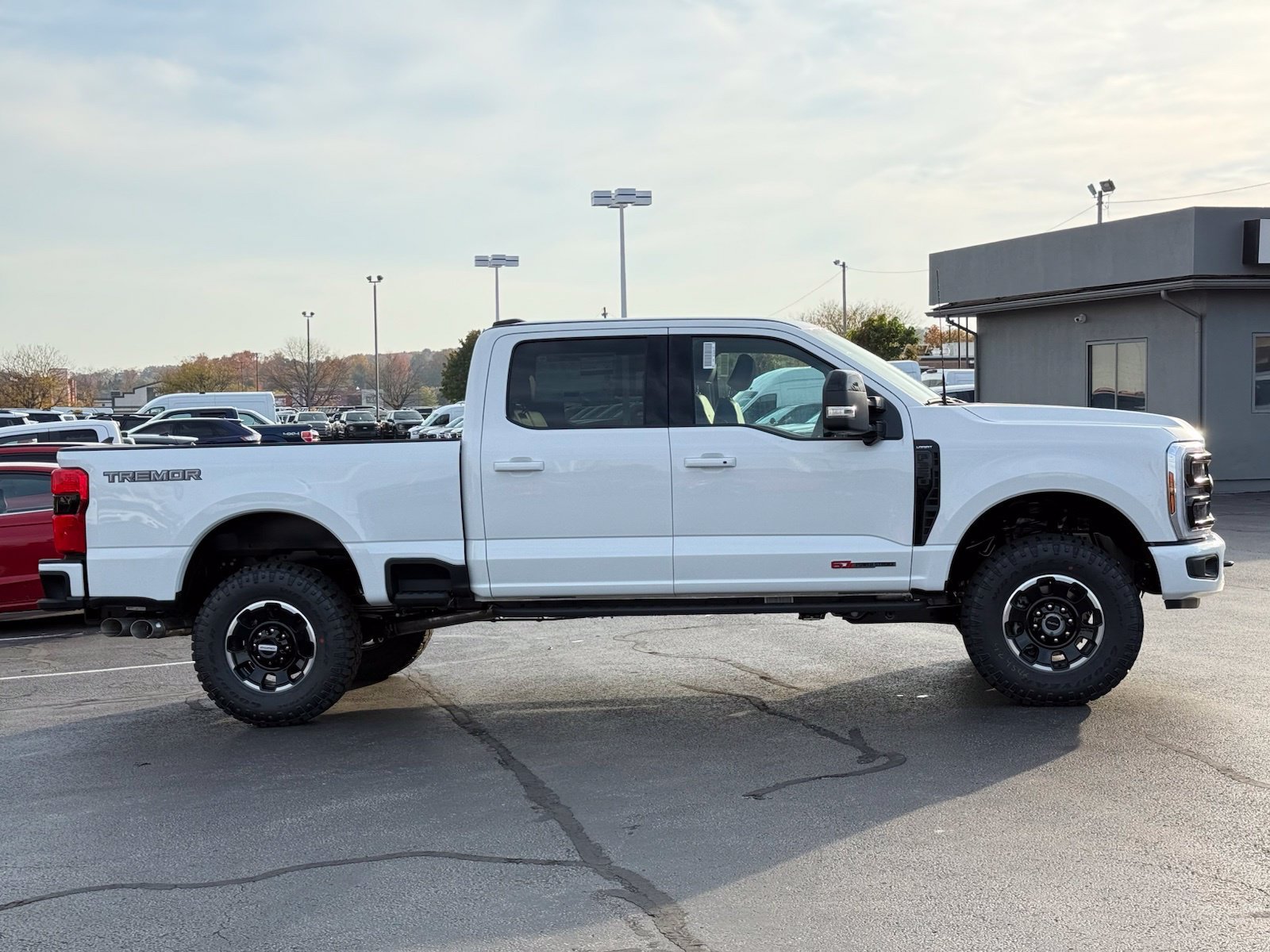 New 2027 Ford F350 Lariat w/ Tremor Off-Road Package AWD/4WD image 8