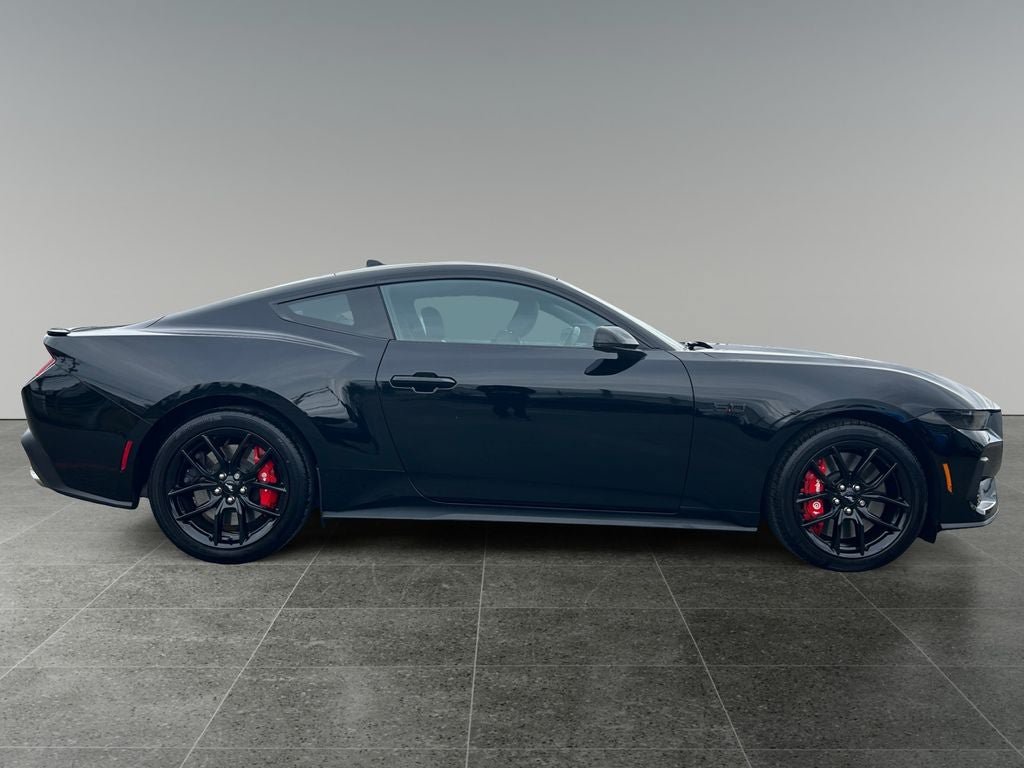 Used 2025 Ford Mustang GT Premium RWD image 10