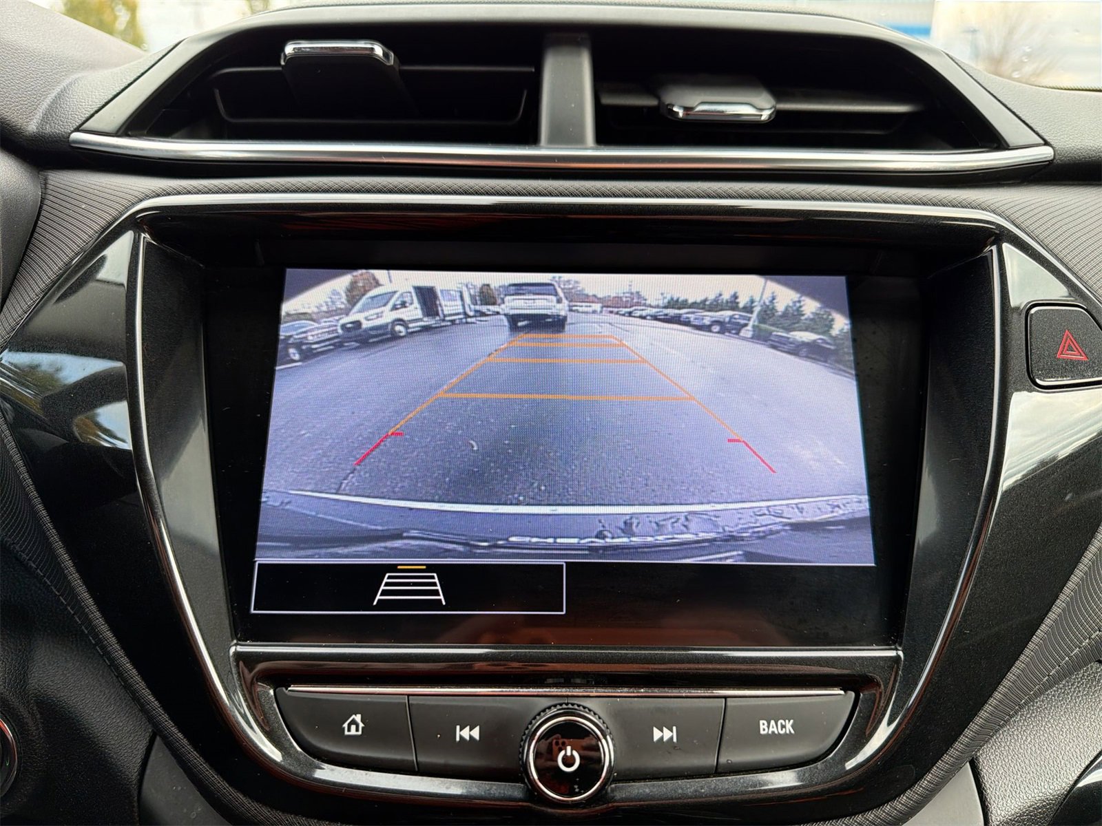 Used 2022 Chevrolet TrailBlazer LT w/ Convenience Package image 14