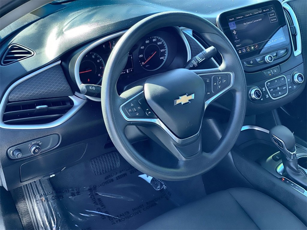 Used 2024 Chevrolet Malibu LT image 18