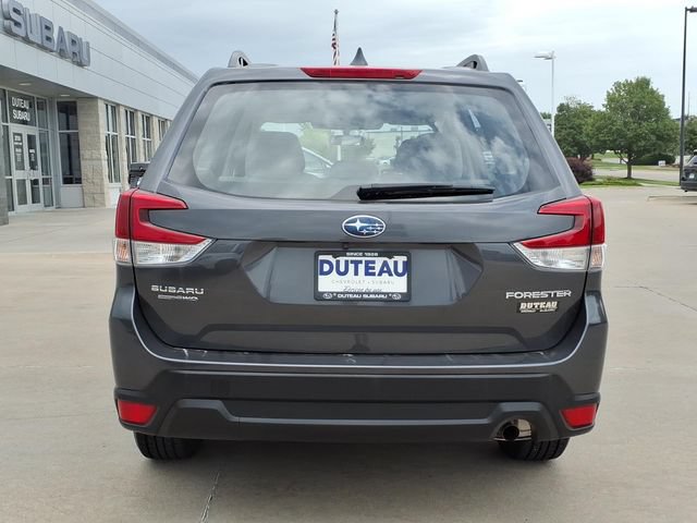 Used 2022 Subaru Forester AWD/4WD image 6