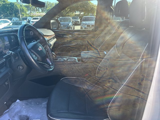 Certified 2023 Cadillac Escalade Premium Luxury RWD image 9