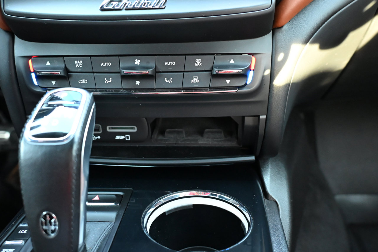 Used 2020 Maserati Ghibli S GranSport Q4 image 22