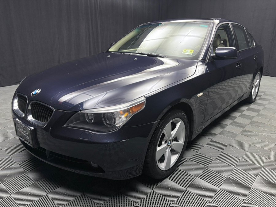 Used 2007 BMW 530xi Sedan AWD/4WD image 2