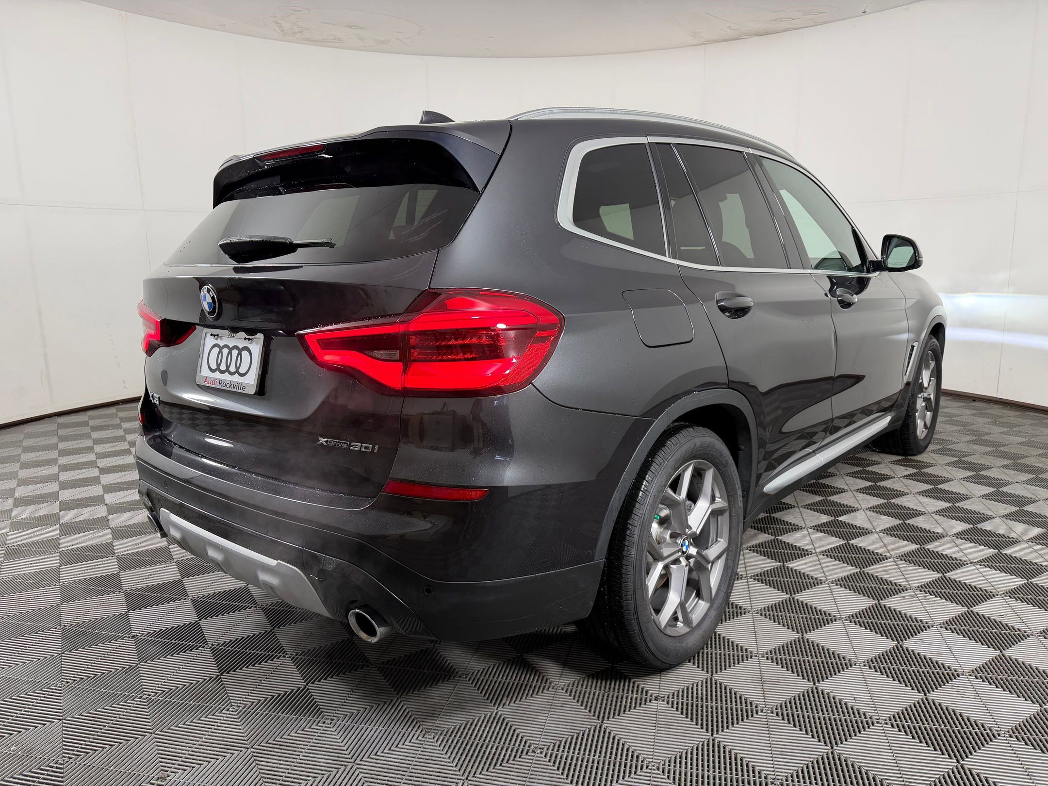 Used 2020 BMW X3 xDrive30i w/ Convenience Package AWD/4WD image 9