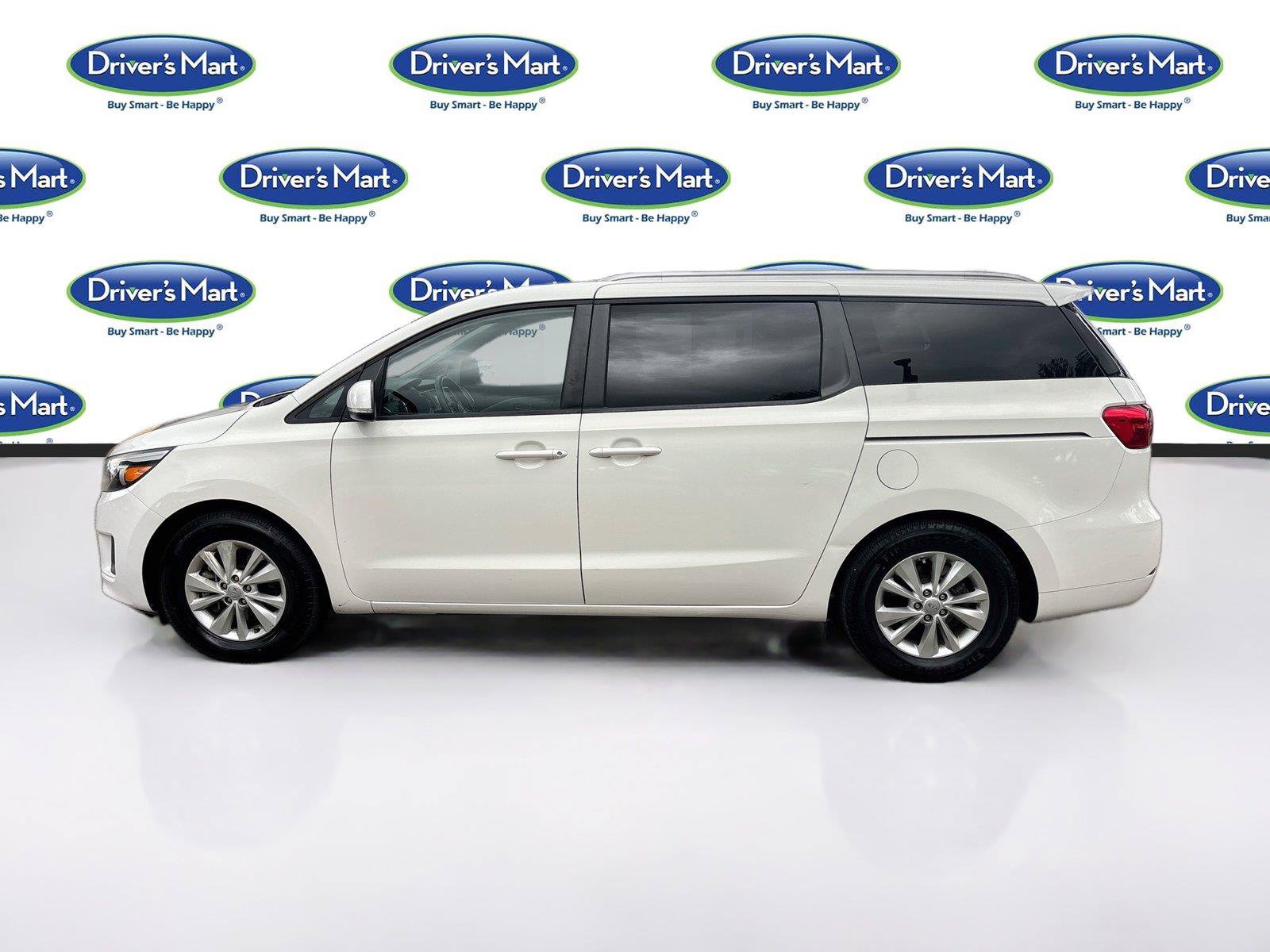 Used 2016 Kia Sedona LX w/ Option Group 020 FWD image 4