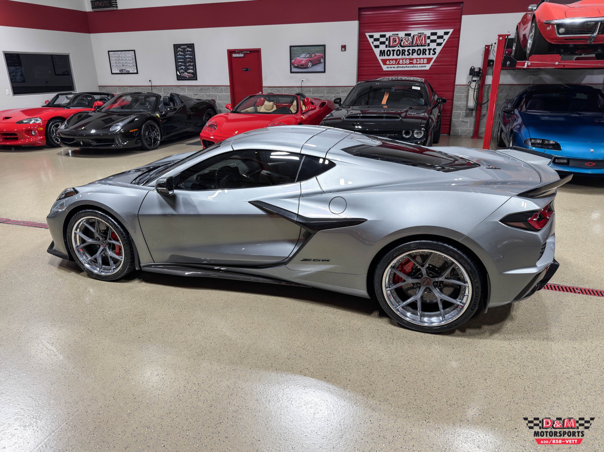 Used 2024 Chevrolet Corvette Z06 RWD image 44