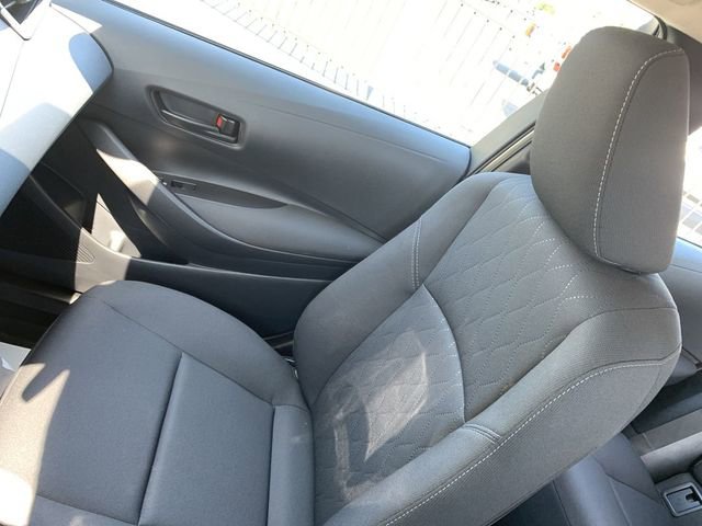 Used 2025 Toyota Corolla LE FWD image 29