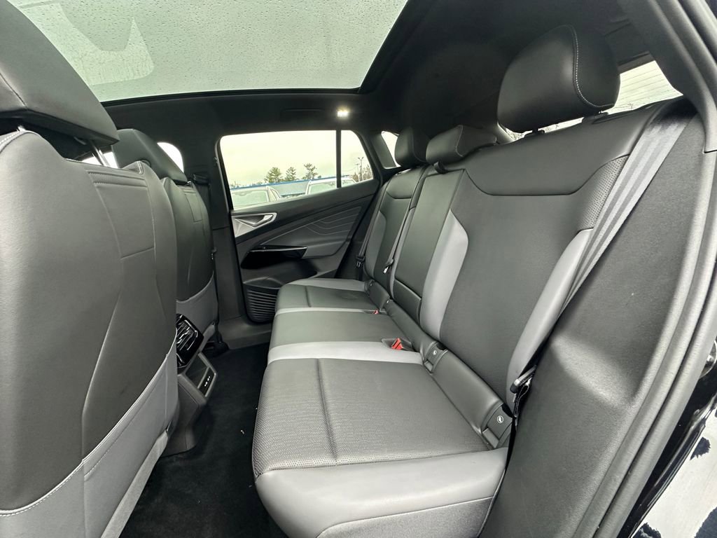 Used 2023 Volkswagen ID.4 Pro S image 21