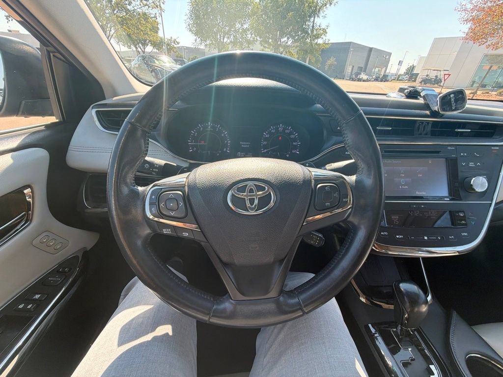 Used 2016 Toyota Avalon Touring FWD image 13