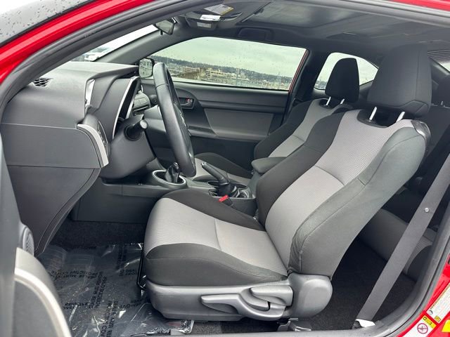 Used 2015 Scion tC image 10