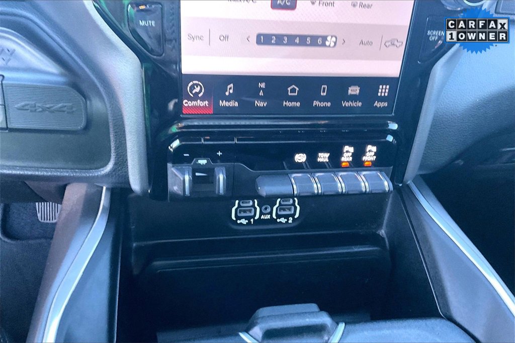 Used 2024 RAM 3500 Big Horn w/ Sport Appearance Package image 32