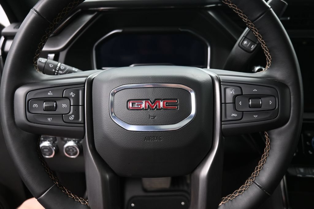 Used 2025 GMC Sierra 2500 AT4 AWD/4WD image 24