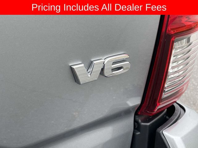 Used 2023 Toyota Tacoma SR AWD/4WD image 12