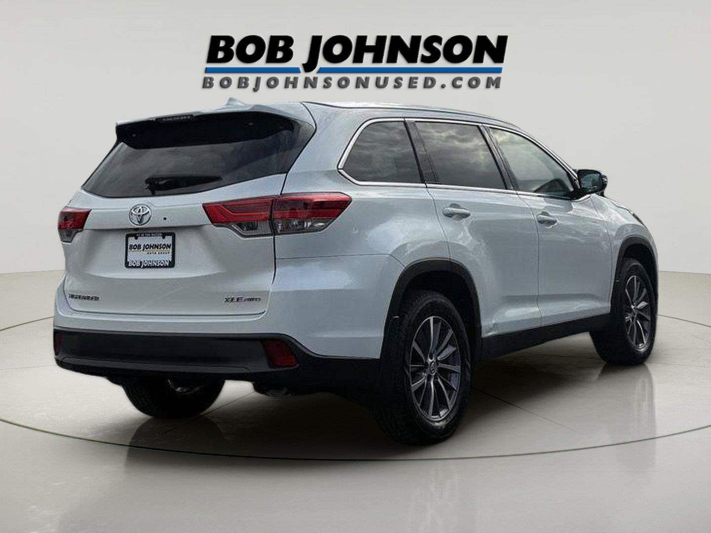 Used 2019 Toyota Highlander XLE AWD/4WD image 6