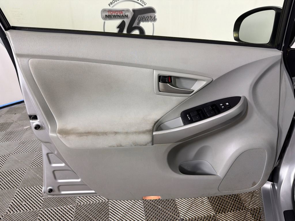 Used 2014 Toyota Prius Three image 10