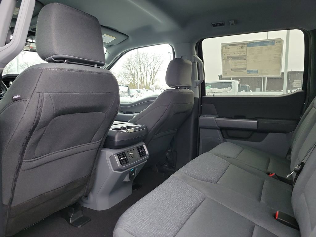 New 2026 Ford F150 XLT w/ Equipment Group 302A MID image 15