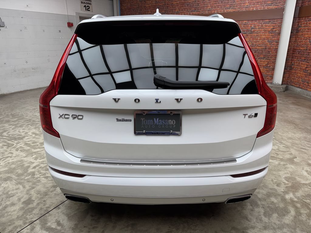 Used 2021 Volvo XC90 T6 Momentum w/ Climate Package AWD/4WD image 4