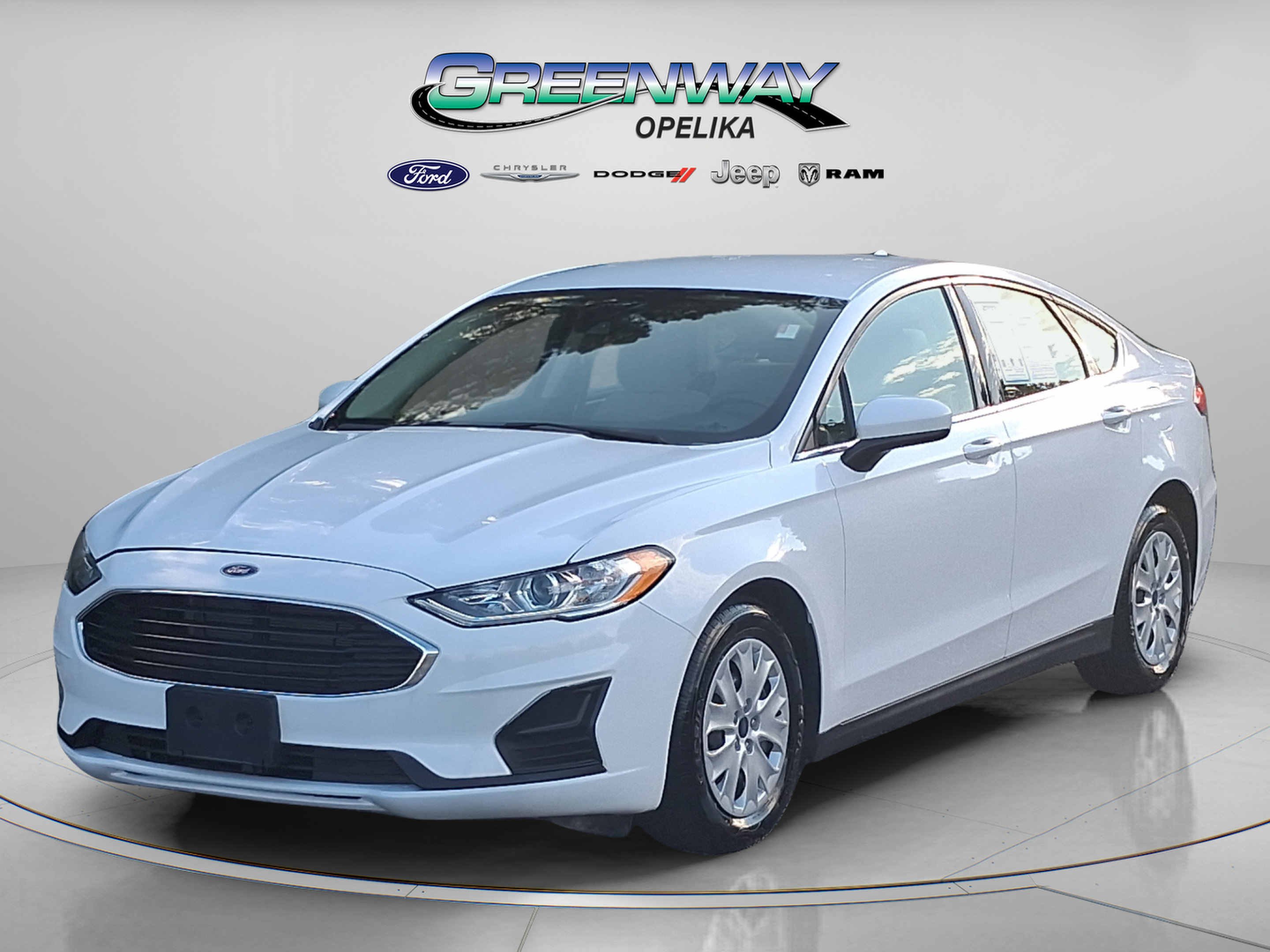 Used 2020 Ford Fusion S FWD image 3