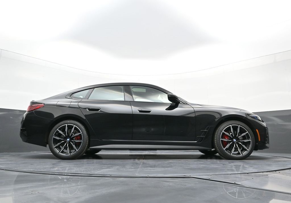 New 2026 BMW 430i xDrive w/ M Sport Package image 30