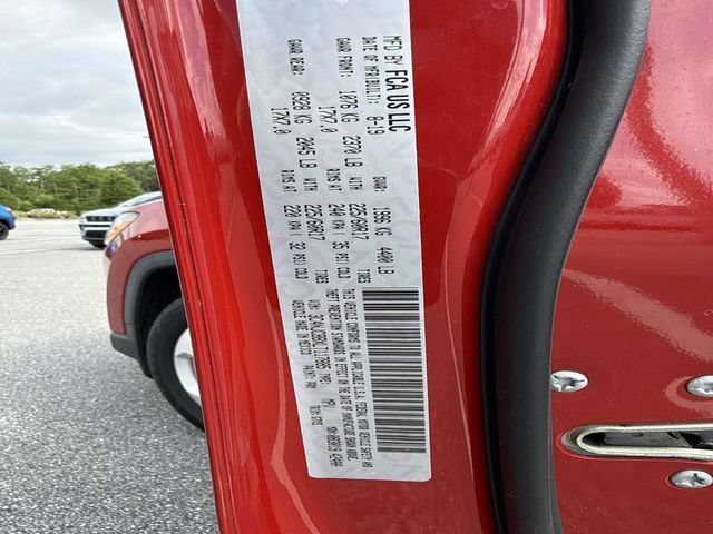 Used 2020 Jeep Compass Latitude FWD image 33