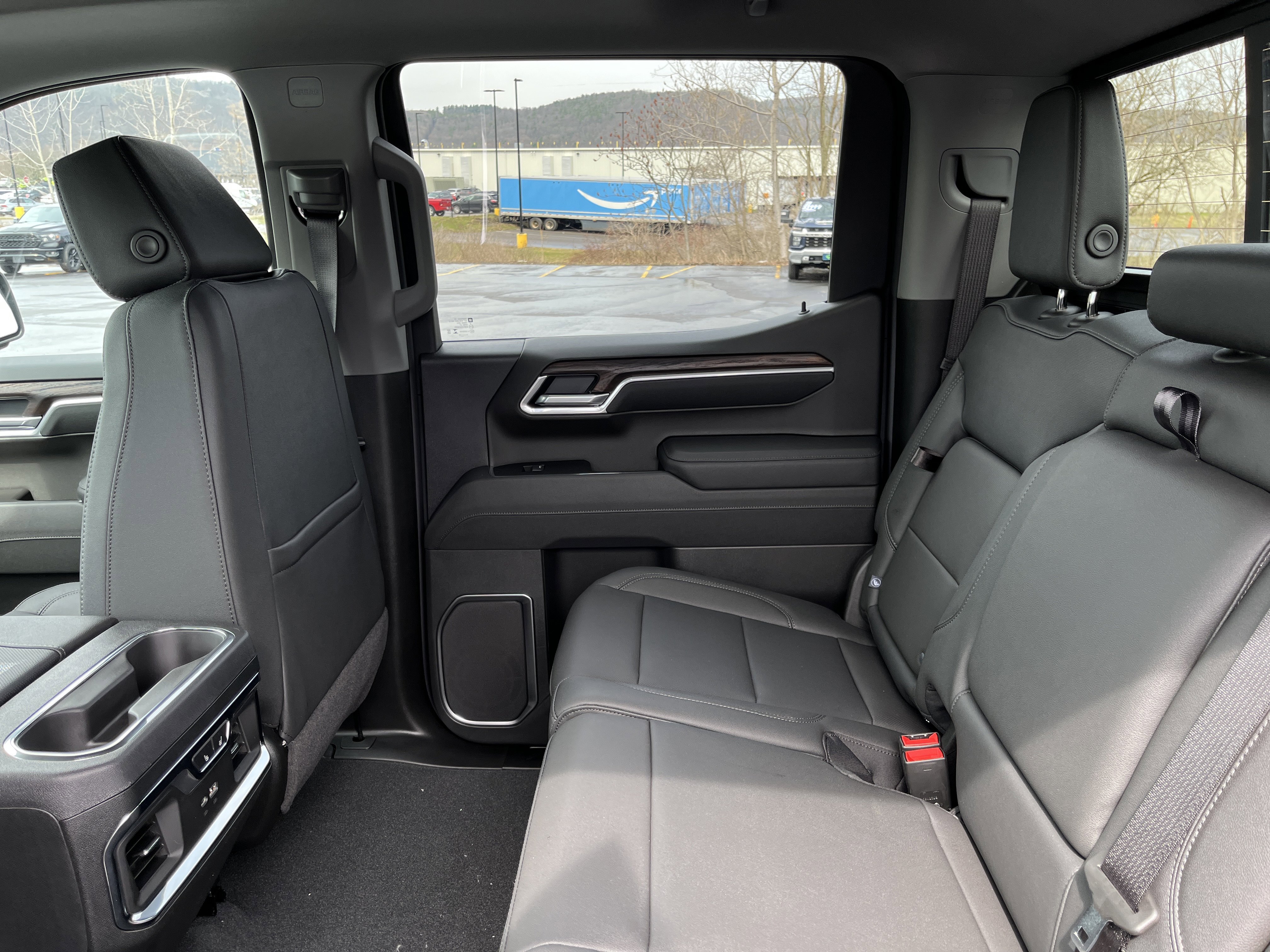 New 2026 GMC Sierra 1500 SLT w/ SLT Premium Package image 40