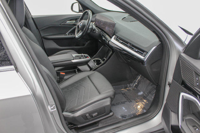 Used 2023 BMW X1 xDrive28i w/ Convenience Package AWD/4WD image 19