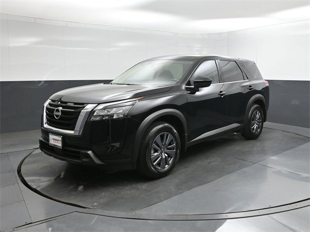 New 2025 Nissan Pathfinder S