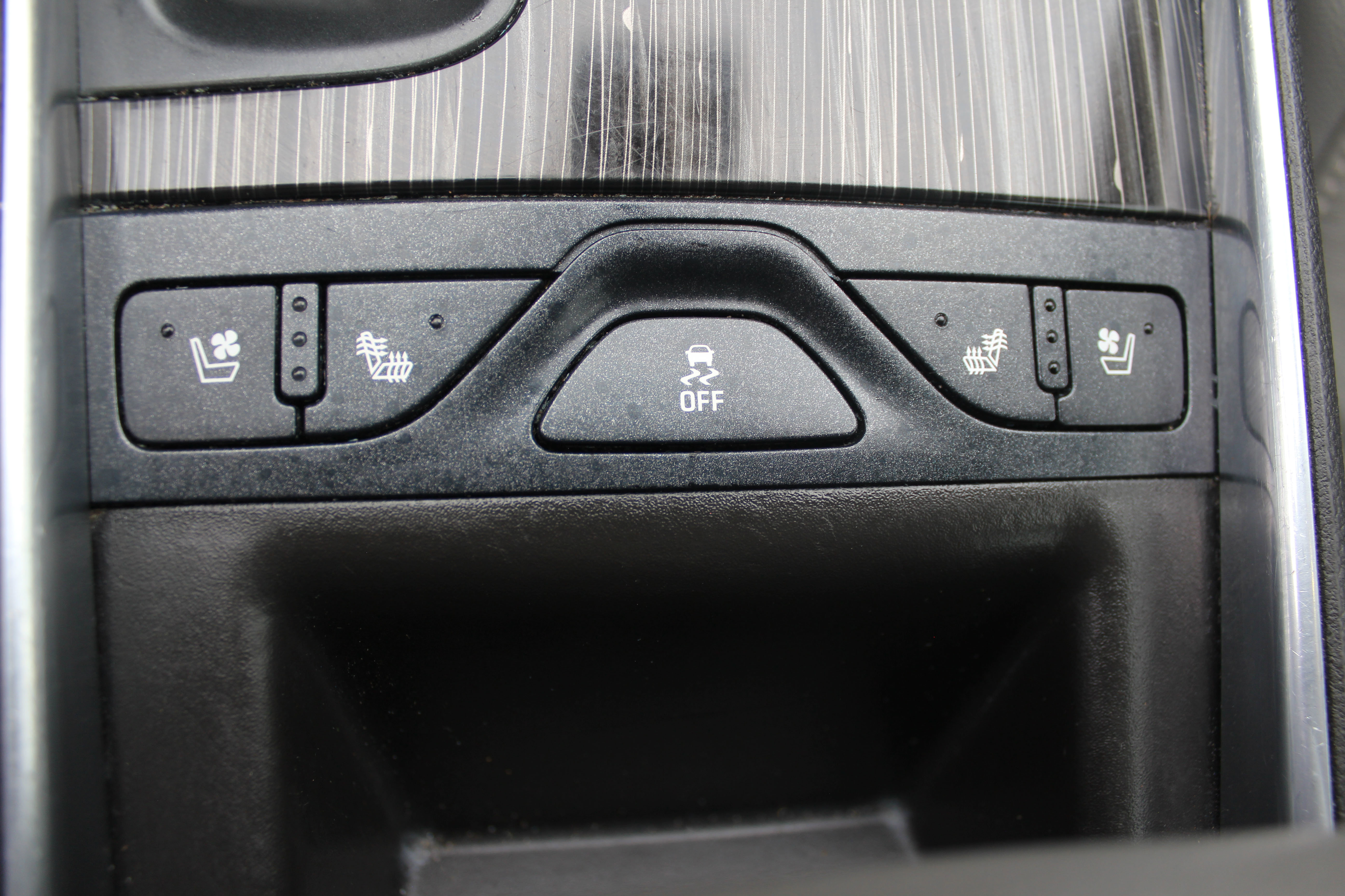 Used 2017 Chevrolet Impala Premier w/ Enhanced Convenience Package image 40