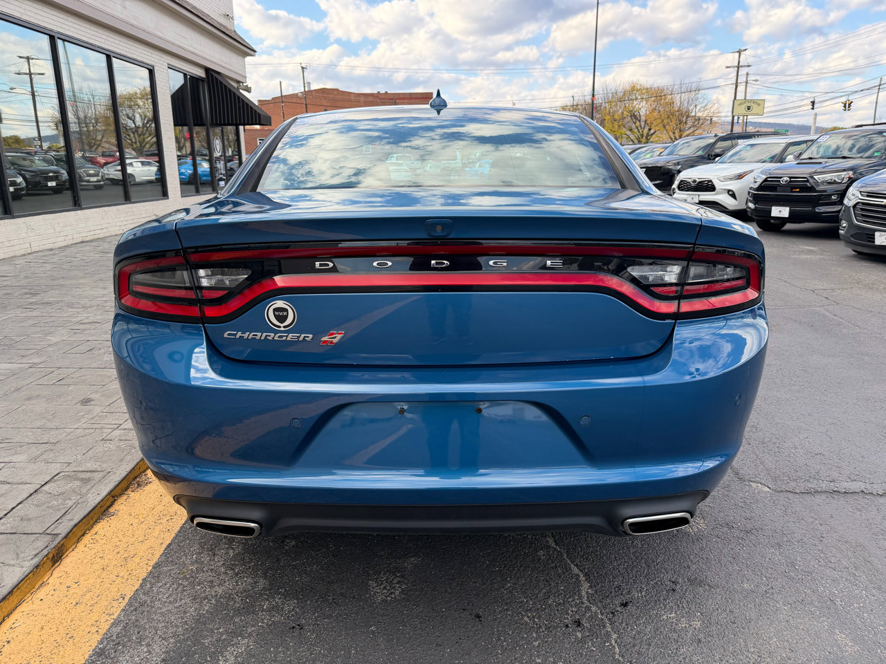Used 2023 Dodge Charger SXT w/ Cold Weather Package image 7