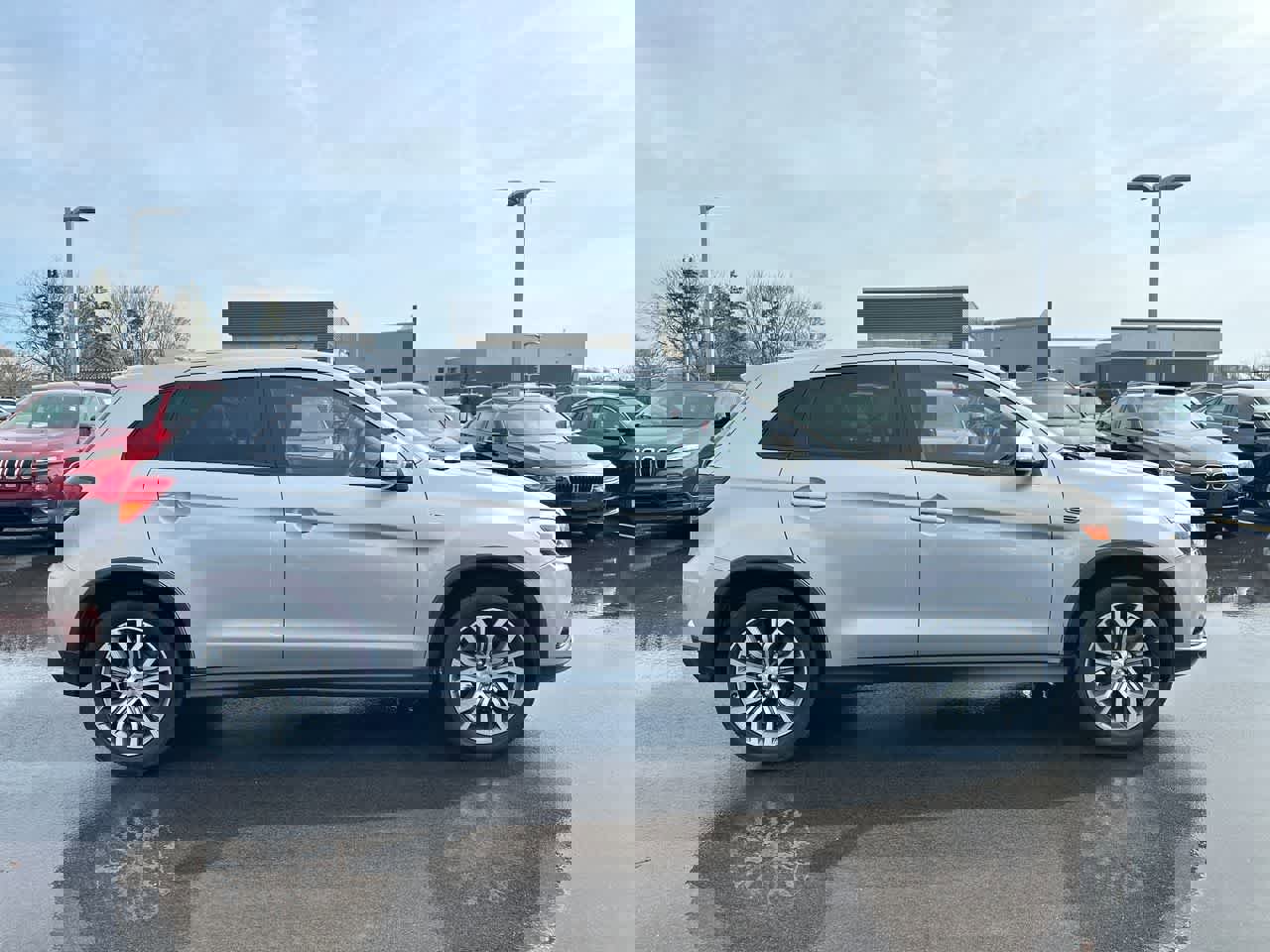 Used 2018 Mitsubishi Outlander Sport ES image 14